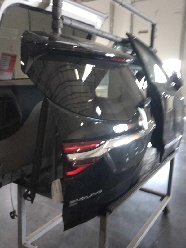 Used Deck Lid fits: 2021 Buick Enclave w/o full video display Grade A