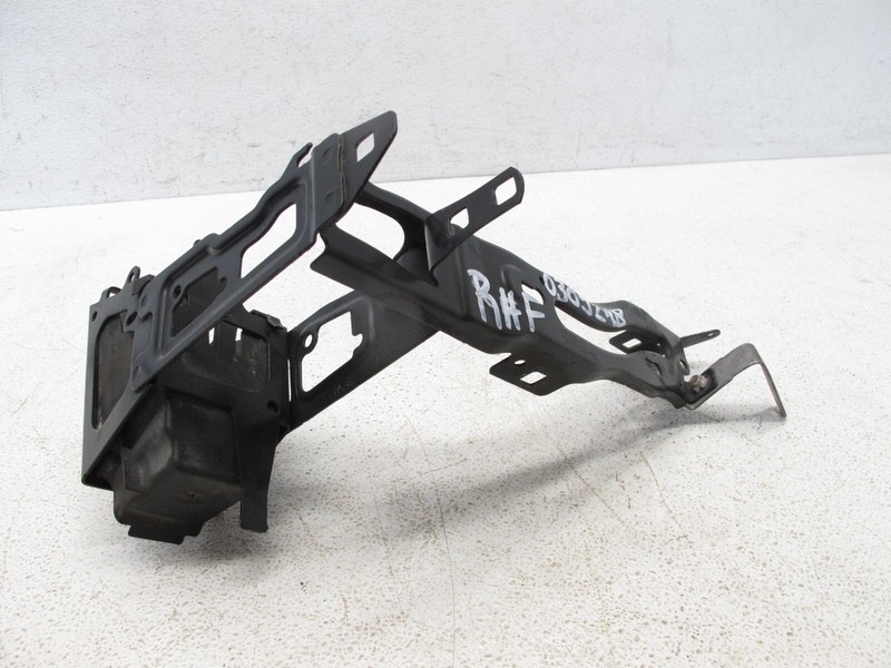 12-15 BMW F30 335i 328i SEDAN HEADLIGHT SUPPORT BRACKET RIGHT OEM 030524B