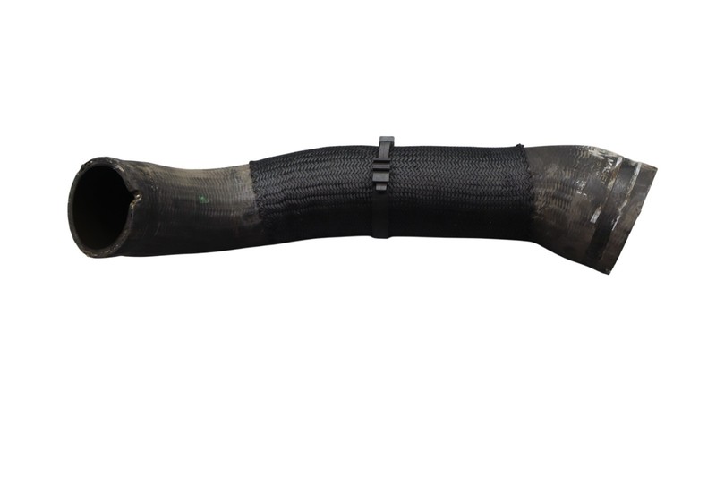 14-17 Maserati Ghibli Right Passenger Side Intercoorler Pressure Hose Tube OEM