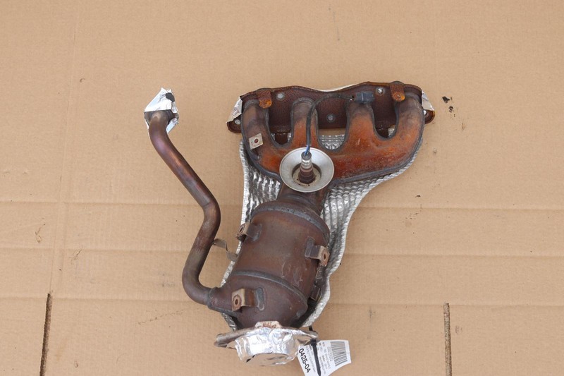2020-2022 TOYOTA COROLLA 1.8L 2ZRFAE HYBRID ENGINE EXHAUST MANIFOLD OEM