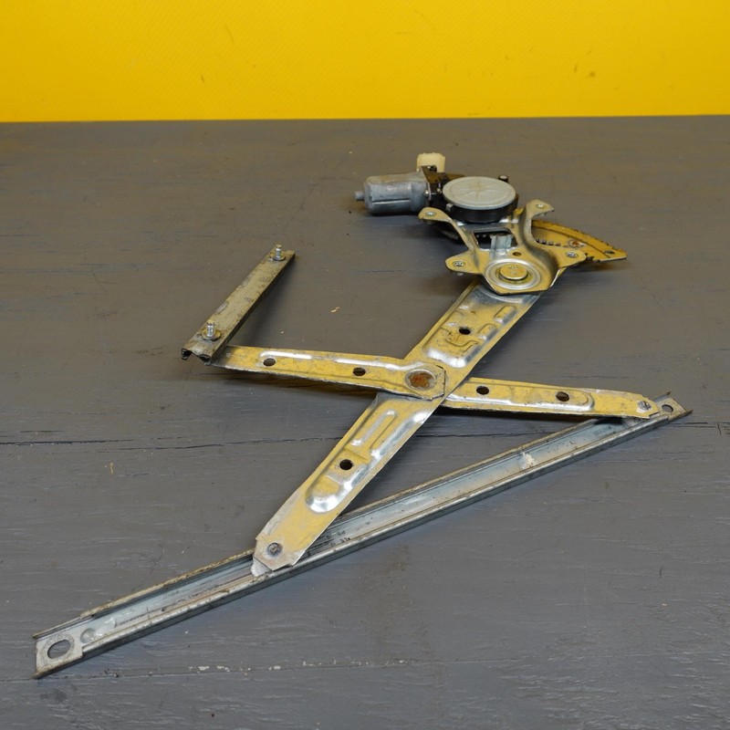 2014-2020 NISSAN ROGUE LEFT SIDE REAR SIDE DOOR WINDOW REGULATOR MOTOR OEM