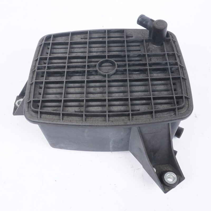 2004- 2010 Audi A8 A8L Fuel Evaporator Canister 8D0201801F OEM