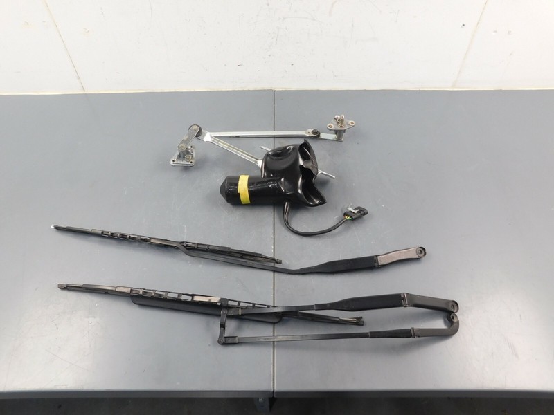 2008 05 06 07 09 Ferrari F430 Scuderia Windshield Wiper Motor / Arms#1293 M3