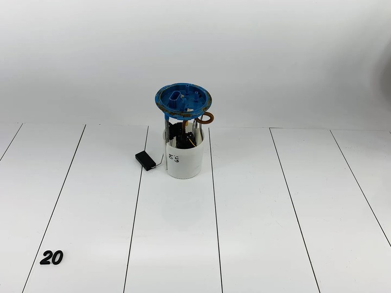 06-14 VOLKSWAGEN GTI 2.0L L4 GAS ENGINE MOTOR FUEL TANK PUMP W/ LEVEL SENSOR OEM
