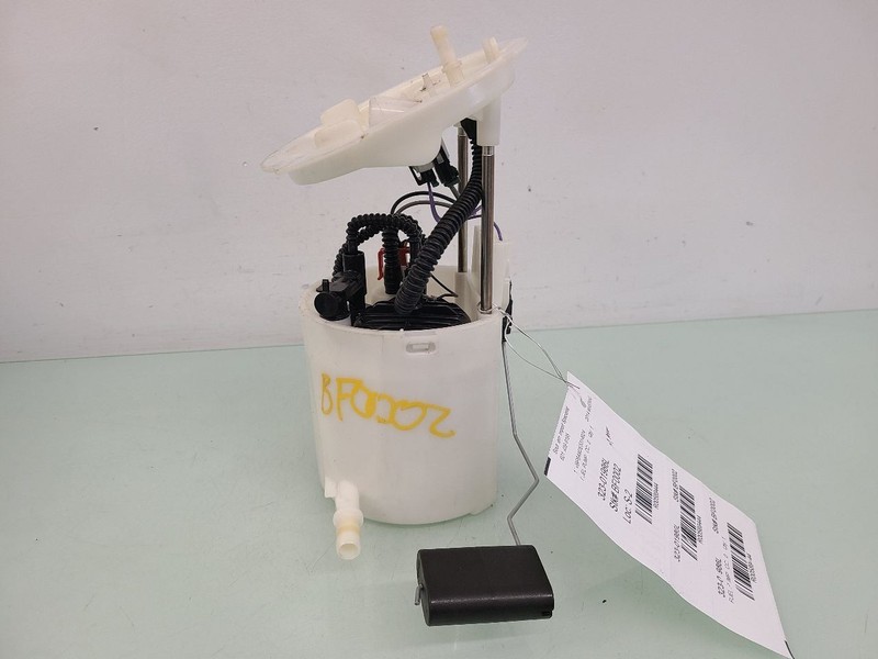 Driver Fuel Pump Assembly Fuel Delivery 3.7L Fits 11-14 MUSTANG 589444