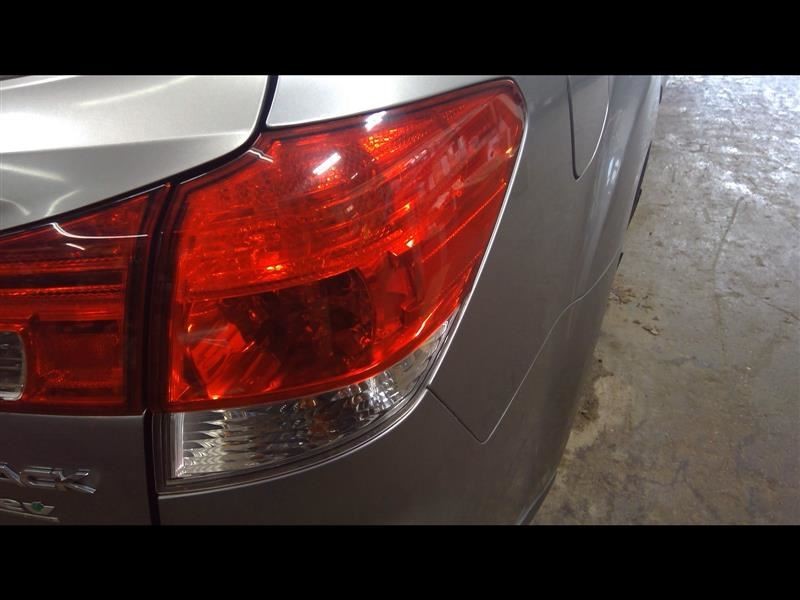 Passenger Tail Light Wagon Outback Fits 10-14 LEGACY 1180955
