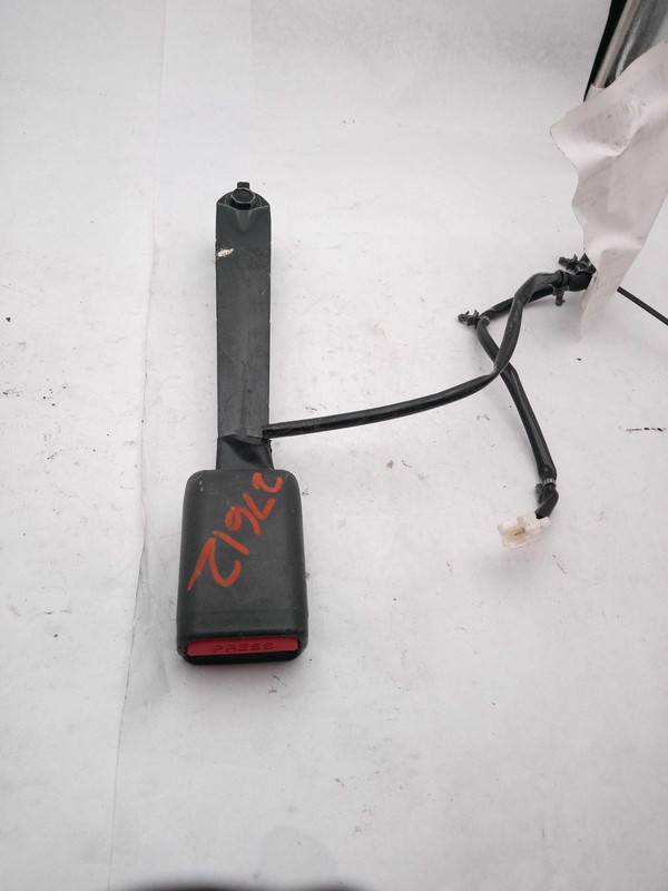 2021 NISSAN NV200 OEM Seat Belt White Driver Buckle 75K Miles 868433LM8A
