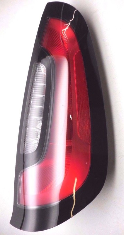 OEM 2014 Kia Soul Right Conventional Bulb (Non-Led) Tail Lamp Minor Chip
