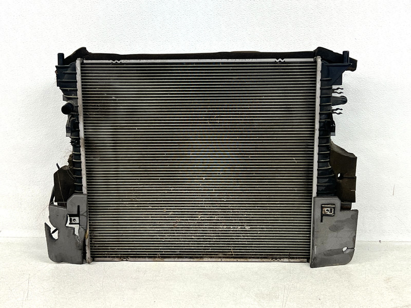 ⭐2010-2019 JAGUAR XJ 3.0L V6 ENGINE MOTOR RADAITOR COOLING FAN 41K OEM LOT2614