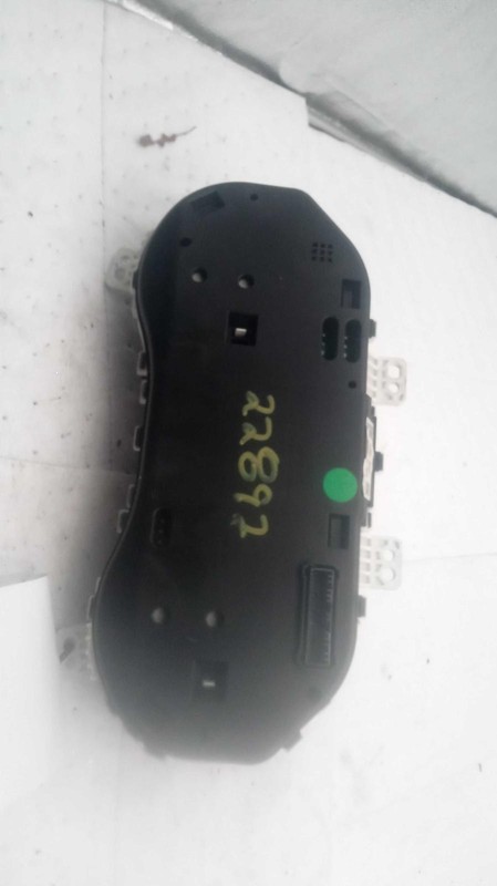 2017 KIA Forte Speedometer Gauge OEM Silver 103K Miles NJ25-22892-576465