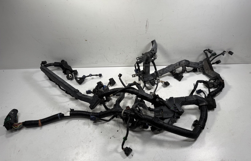 08-010 Honda Accord V6 Engine Harness 32110-R70-A51 OEM