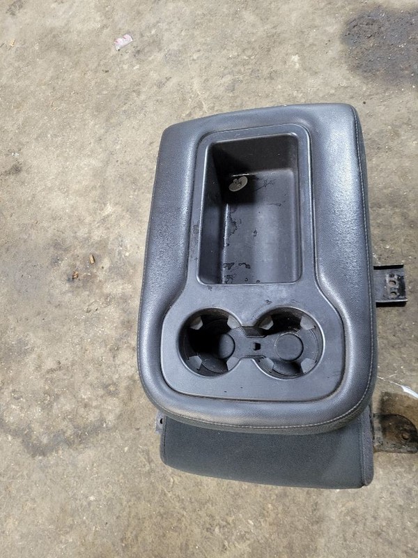 Front Center Jump Seat Opt AE7 Fits 07-14 SIERRA 2500 PICKUP 1712946