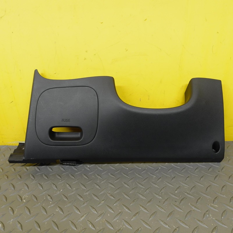 2022-2024 HYUNDAI IONIQ 5 DASH LEFT LOWER KNEE BOLSTER TRIM COVER OEM 84752G1000