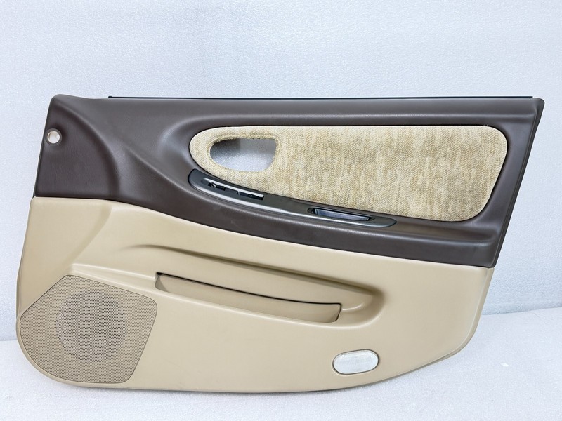 2000 NISSAN MAXIMA DOOR PANEL RIGHT FRONT OEM #019