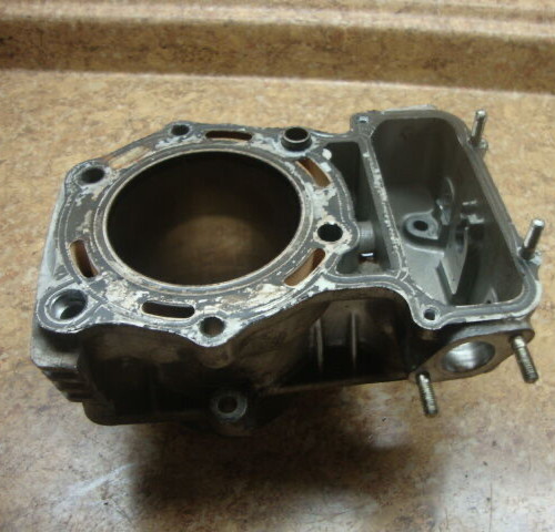1986 Kawasaki Vulcan VN750 VN 750 A 86 Engine Motor Rear Cylinder Jug Barrel