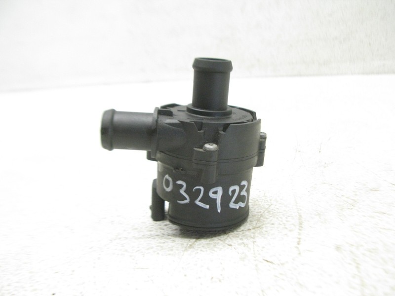 16-23 JAGUAR X260 XF E F-PACE 17-20 XE AUXILIARY WATER PUMP HOSE OEM 032923