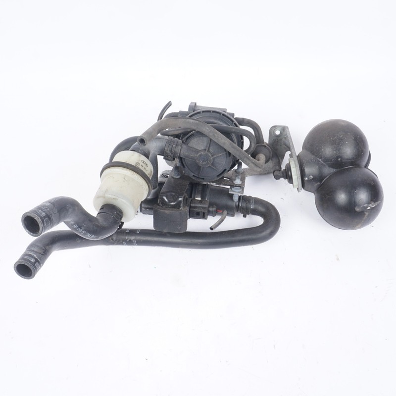 2004 - 2010 Audi A8 A8L Fuel Leak Detection PumpOEM