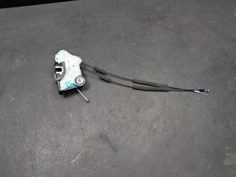 Front Right Door Lock Latch 2022 Subaru Crosstrek 61032-FL403 2020 2021 2023