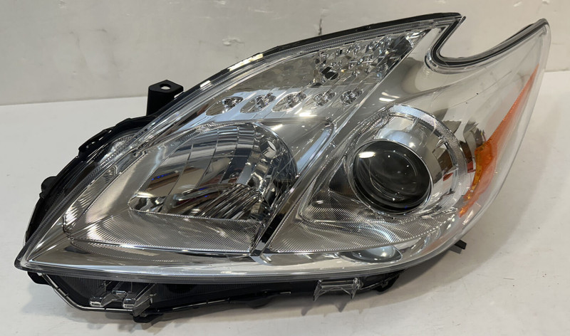 2012-15 TOYOTA PRIUS HEADLIGHT LH