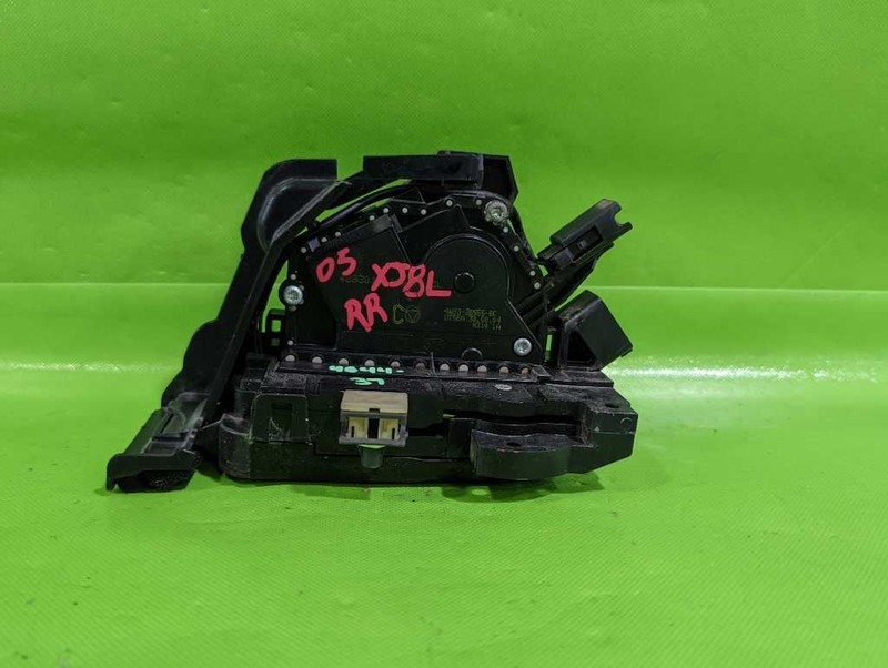 05 06 07 JAGUAR XJ8L PASSENGER RIGHT REAR DOOR LOCK LATCH ACTUATOR OEM 4544-37