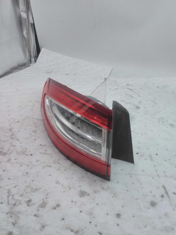 2013 Ford Fusion Left Tail Light Assembly Silver OEM Used 159076 27142