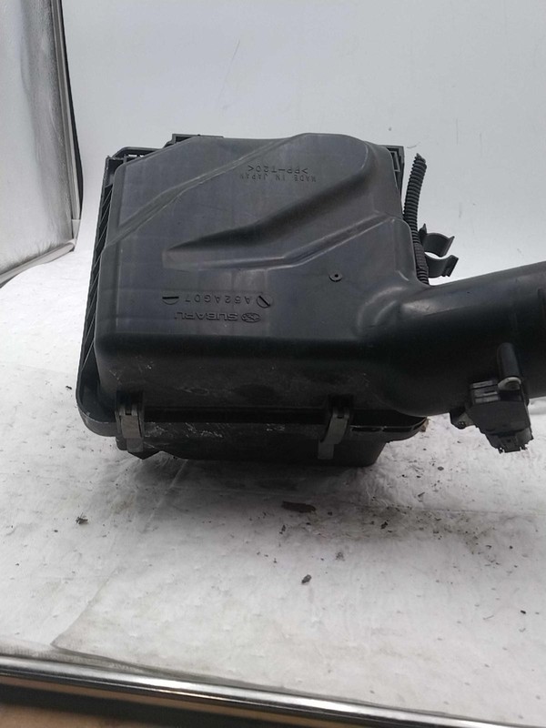 Used Air Cleaner Assembly fits: 2016 Subaru Impreza 2.0L w/PZEV Grade A