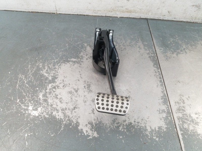 2016 Mercedes AMG E 63 S Brake Pedal Assembly #8042 G1