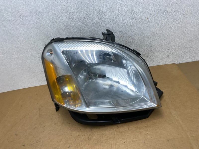 2005 - 2007 Mercury Montego Right Passenger Side Headlight Xenon HID AE3271 DW