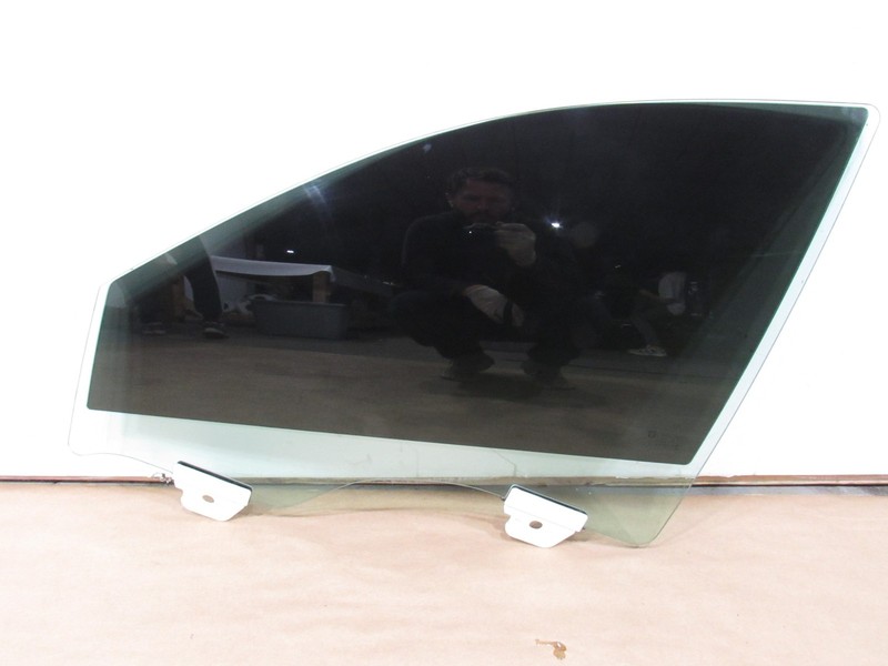 16-20 Cadillac CT6 2017 Front Left Driver Door Window Glass ;:O