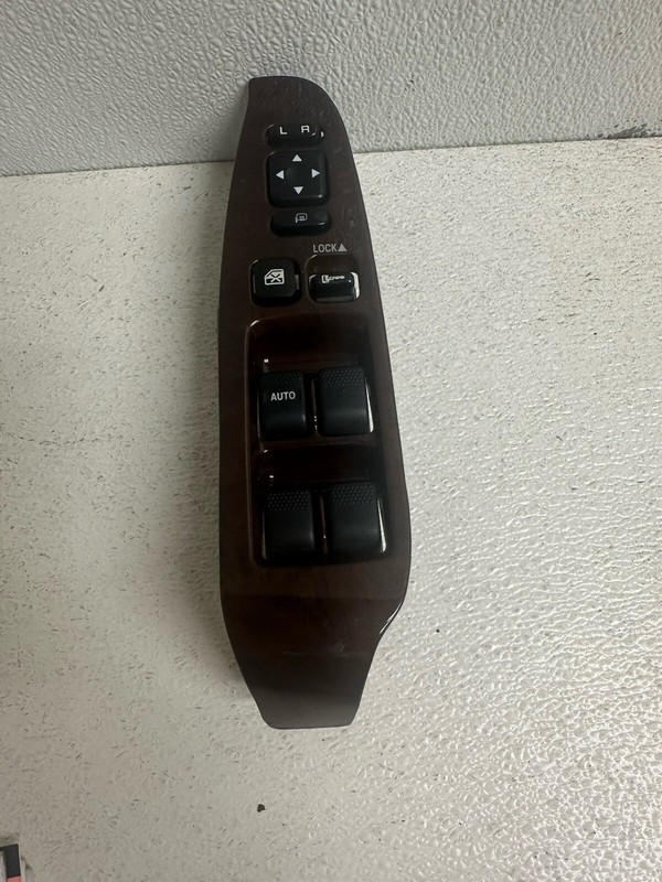 2003-2004 Subaru Baja Left Front Driver Power Window Door Mirror Lock Switch Oem
