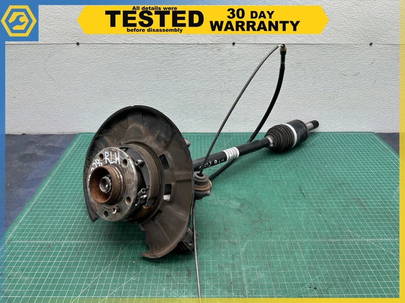 12-18 BMW 320i 328i 328d REAR LEFT SPINDLE KNUCKLE/ HUB/ AXLE SHAFT ASSEMBLY OEM