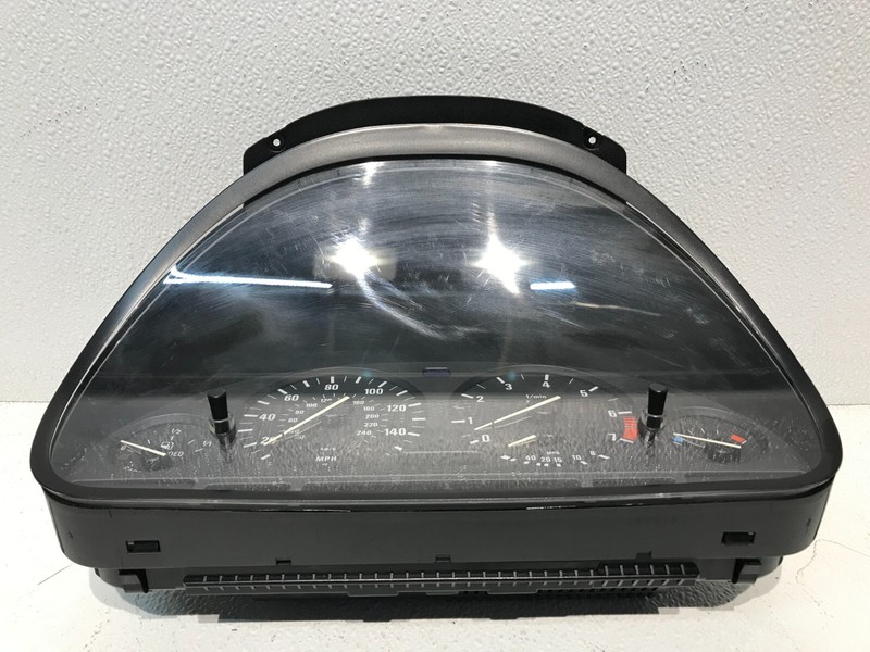 94 BMW 740i Instrument Cluster Odometer BMW 740i E38 OEM