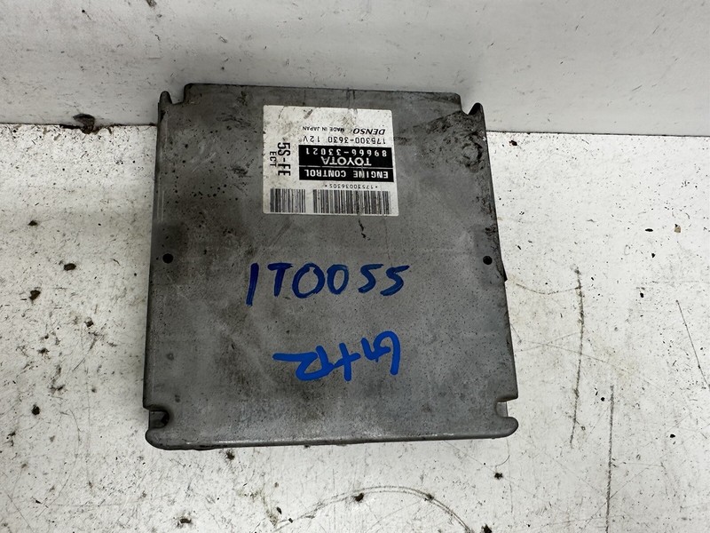 2000 Toyota Camry 2.2L A/T Fed Emissions Engine Computer Control Module Ecu Pcm