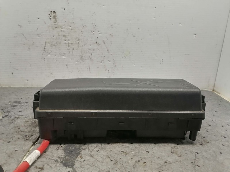 Fuse Box Engine VIN P 4th Digit Limited Keyless Entry Fits 15-16 CRUZE 1563267