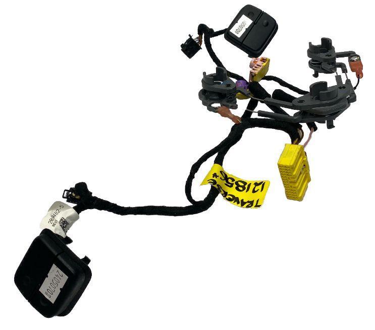 Chevy Traverse steering wheel 2018 to 2021 wire harness cable plug OEM 20104825