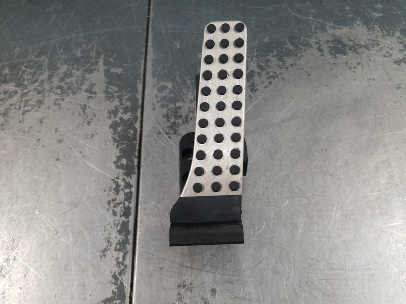 2016 Mercedes AMG E 63 S Accelerator Throttle Pedal #8042 G1