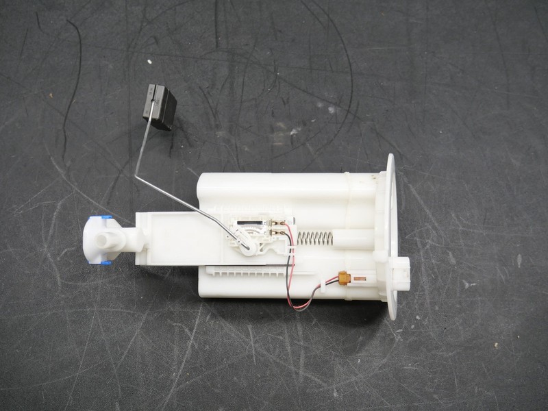 Used Gas Fuel Tank Pump Hanger Level Sending Unit 2015-2018 Lexus RC-F OEM