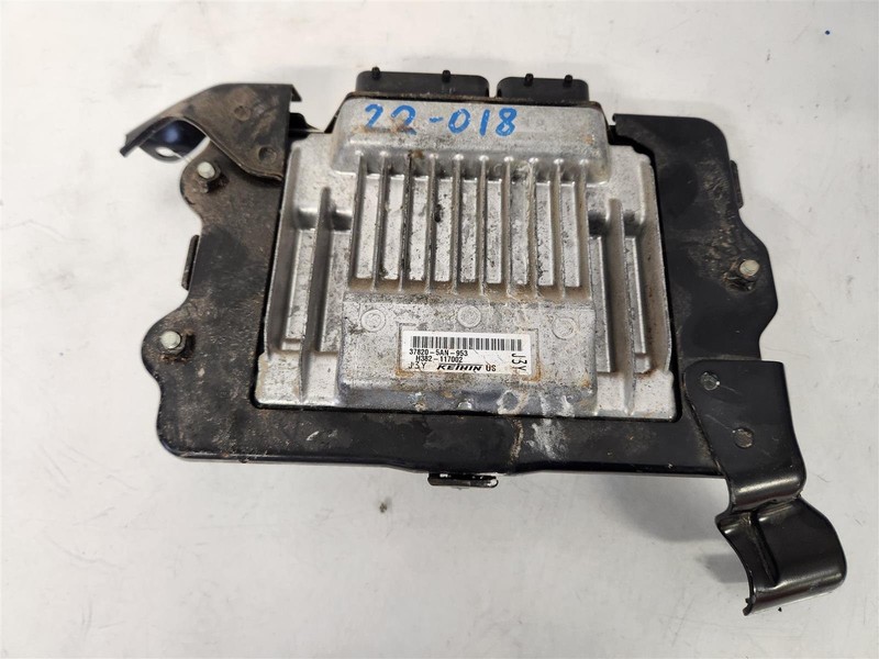 2017-2018 Honda Civic Engine Control Module Ex Exl Hatch 37820-5An-953