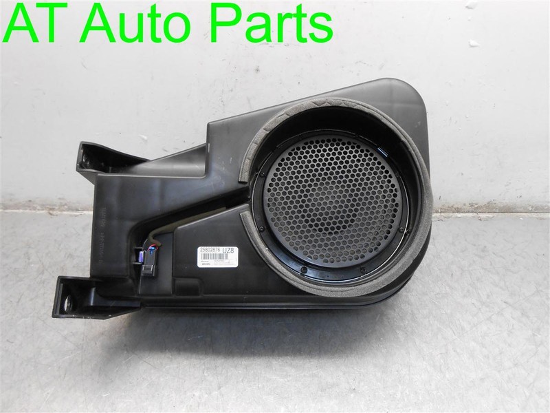 10-14 EQUINOX REAR PASSENGER SUBWOOFER AUDIO SPEAKER OPT UZ8 OEM 25802876