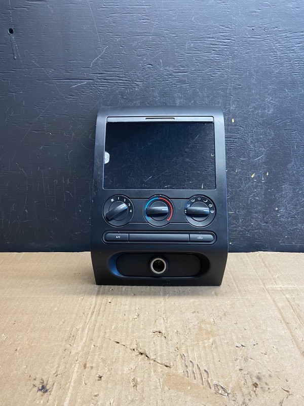 2004 to 2008 Ford F150 Radio Climate Dash Bezel Surround Black AE1900 DG
