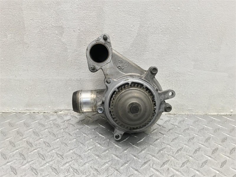 2001-2006 Silverado & Sierra 6.6L Diesel Water Pump Housing 97228188, 19168888