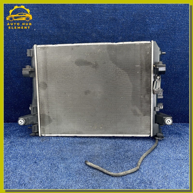 2013-2018 RAM 1500 5.7L Engine Radiator Cooling Fan Shroud Assembly OEM Denso