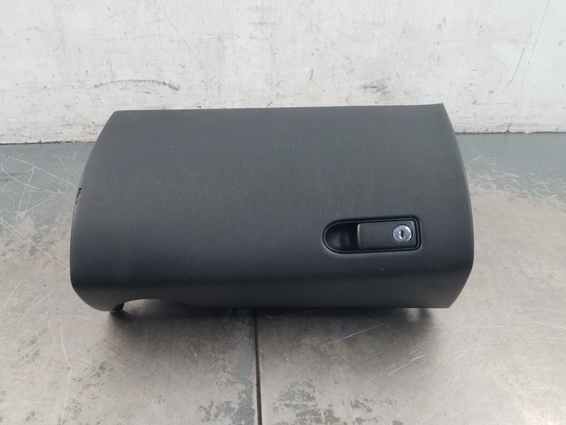 2016 Mercedes AMG C 63 S Glove Box #4566 Y4