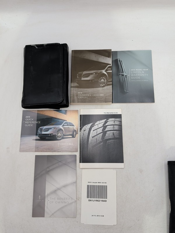 2013 Lincoln MKX Owners Manual Front-Wheel Drive (FWD) All-Wheel Drive (AWD)