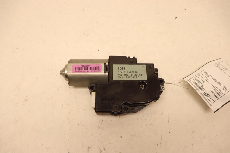 2017-2020 GENESIS G80 UPPER SUNROOF WINDOW GLASS MOTOR ACTUATOR OEM
