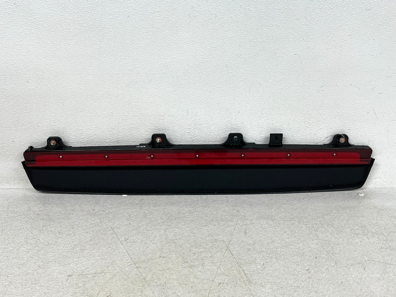 ⭐2015-2017 KIA K900 REAR TRUNK HIGH MOUNT 3RD THIRD BRAKE LIGHT LAMP OEM LOT2727
