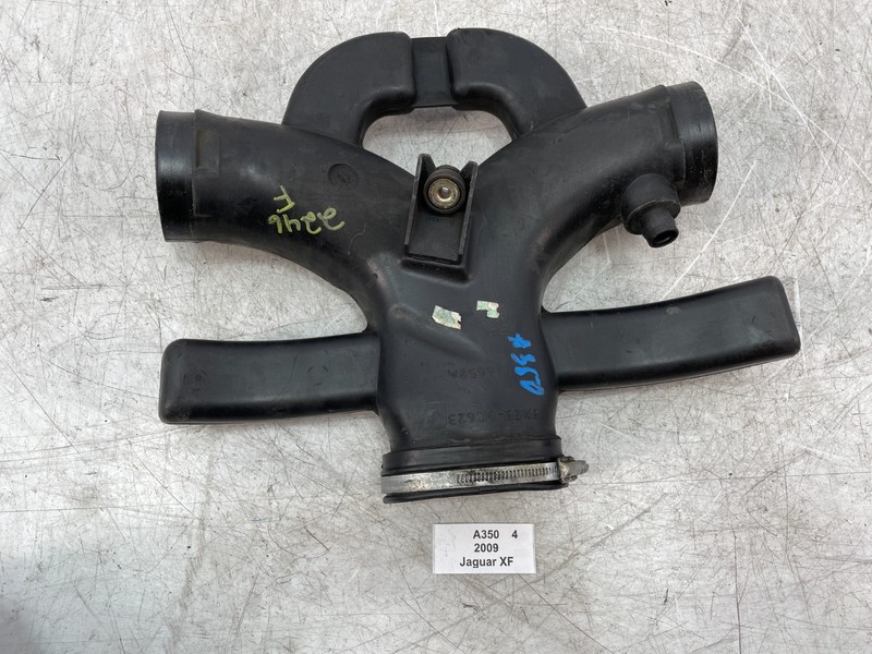 ✅ 2009-2010 OEM Jaguar XF Air Intake Box Hose Pipe Resonator