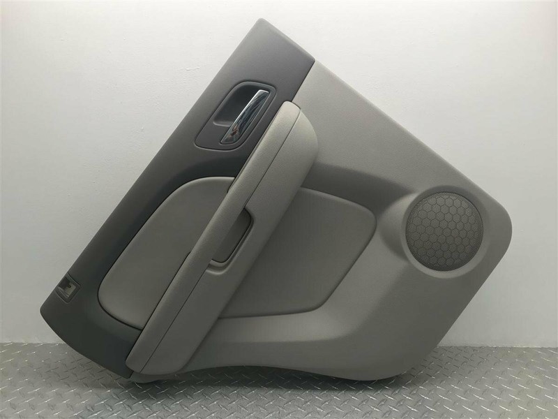 07-09 CHEVROLET TAHOE YUKON LEFT REAR DOOR PANEL OEM 25780046