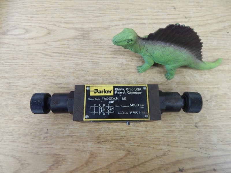 Parker FM2DDK 50 5000 psi Valve *FREE SHIPPING*