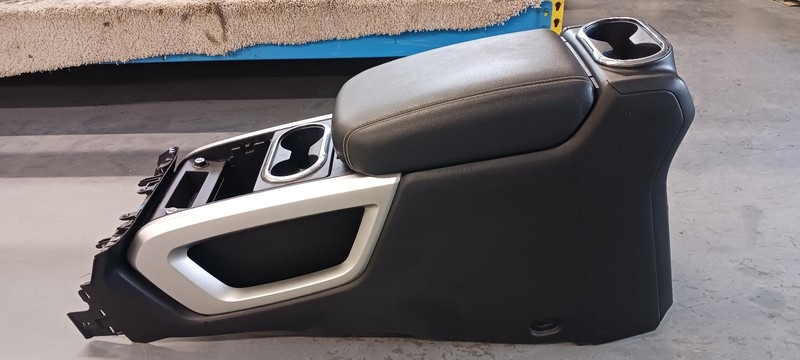 17-'24 NISSAN TITAN PRO-4X Front floor Console OEM Grade A!